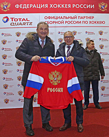 Вклад в будущее хоккея оценил в Новосибирске Владислав Третьяк