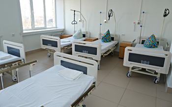 На базе городской больницы №11 в Новосибирске открылся инфекционный госпиталь