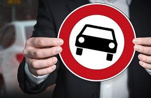 Запретить эксплуатацию автомобилей без ОСАГО предлагает ОНФ