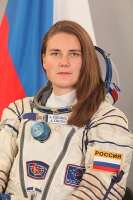 Новосибирские школьники встретились с космонавтом-испытателем Анной Кикиной