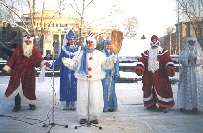 "С Новым годом, товарищи!": символ Новогодней столицы России передадут Музею Новосибирска