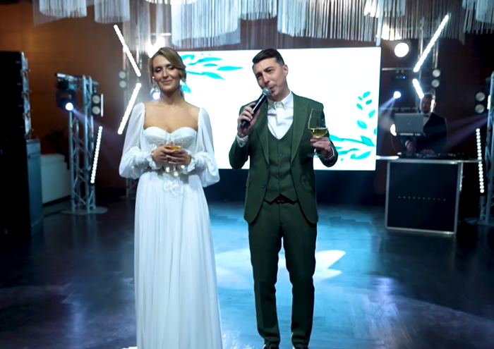 Пара из Новосибирска сыграет минималистичную свадьбу за 600 тысяч рублей на телеканале «Пятница!»