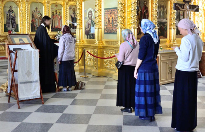 В православных храмах Новосибирска замечены сектанты в поисках наложниц