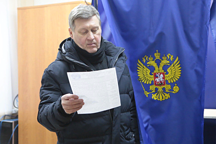 СМИ Новосибирска отправили мэра Локтя в отставку