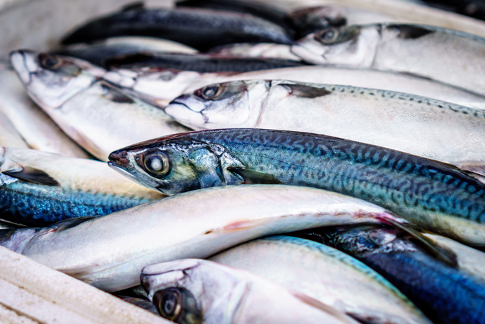 Врач назвала селёдку продуктом, который защитит от ротавируса